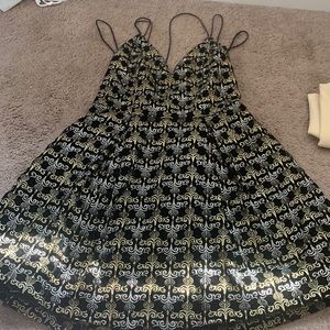 Alice + Olivia Marilla Damask Embroidered V-Neck Fit & Flare Dress